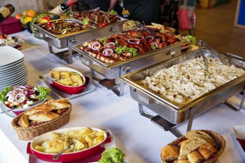 Hrana Za Proslave Restoran Campus - 005